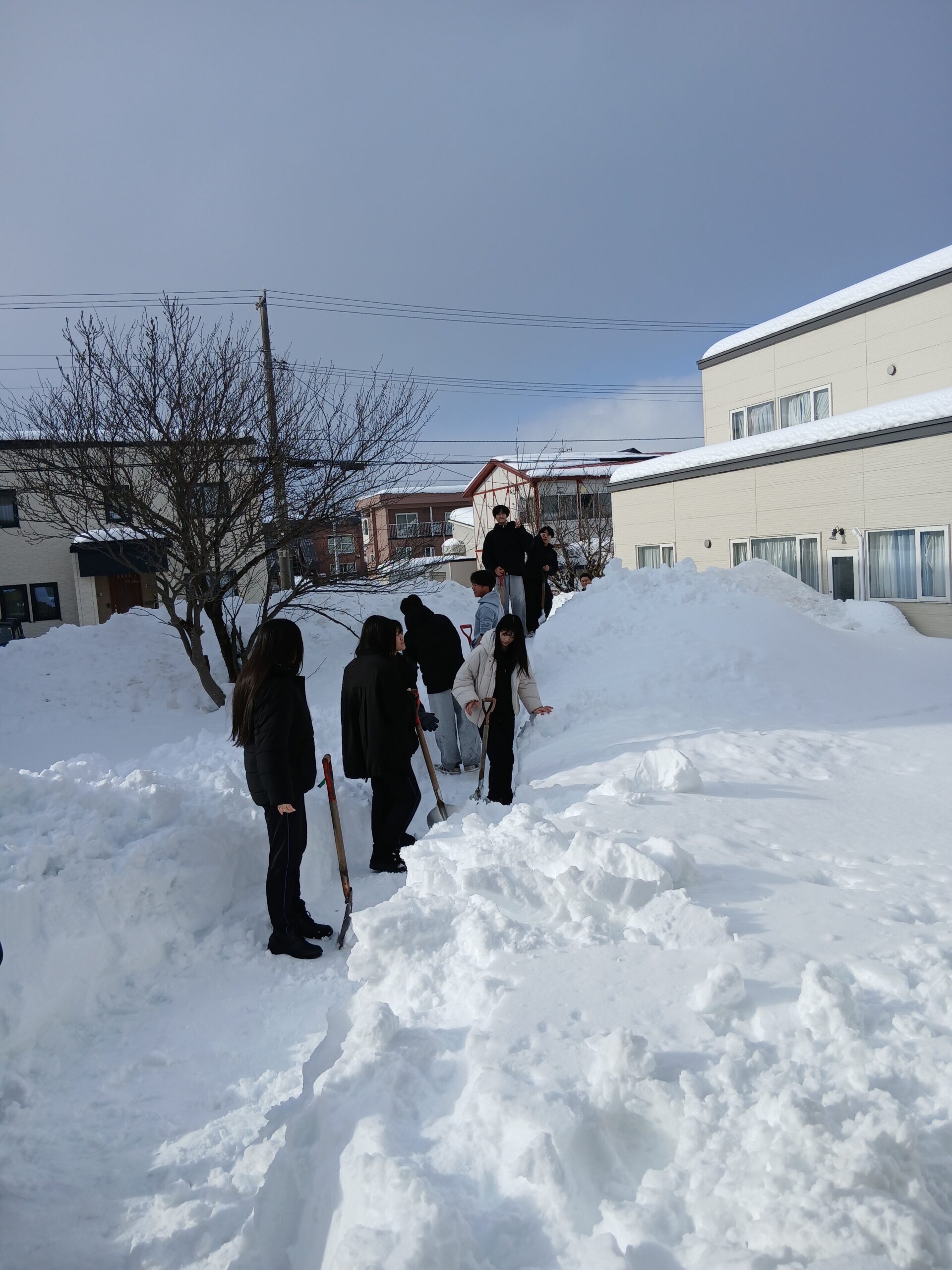 北広島西高1年生のみなさん、除雪ありがとうございます！